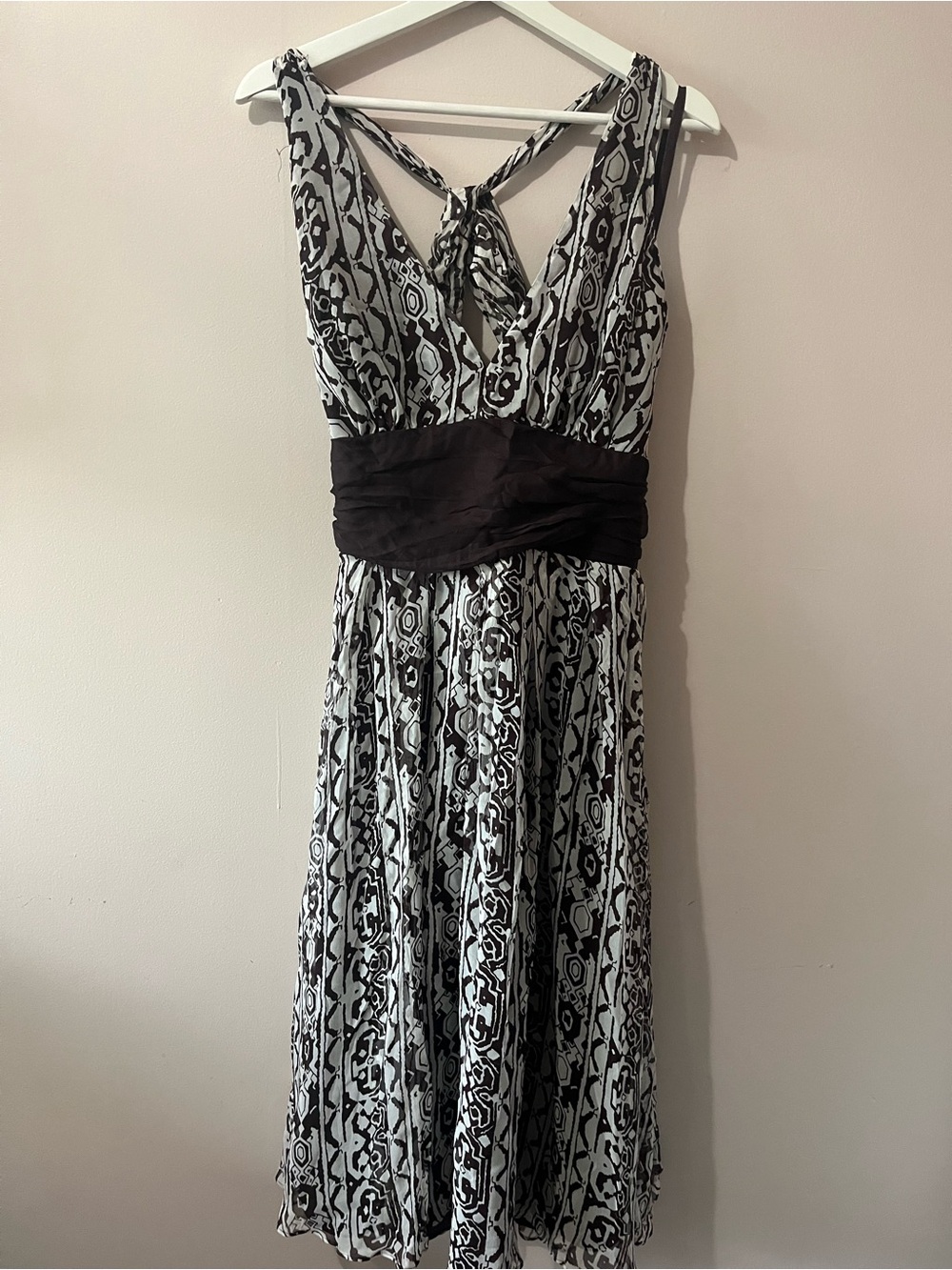 Nicole Miller 100% silk cocktail dress | brown and cream